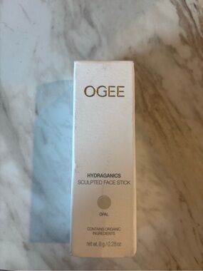 Hydraganics Sculpted Face Stick - Opal (Cream)